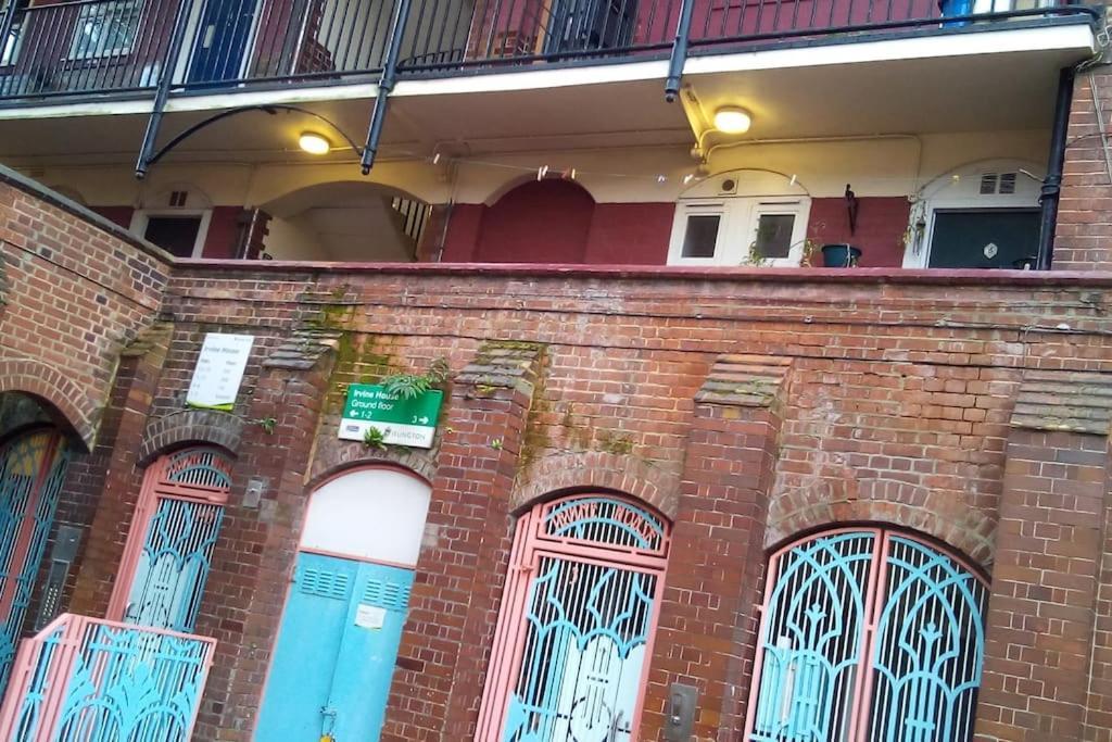 Apartamento 1 Bedroom In Islington Zone 2 *